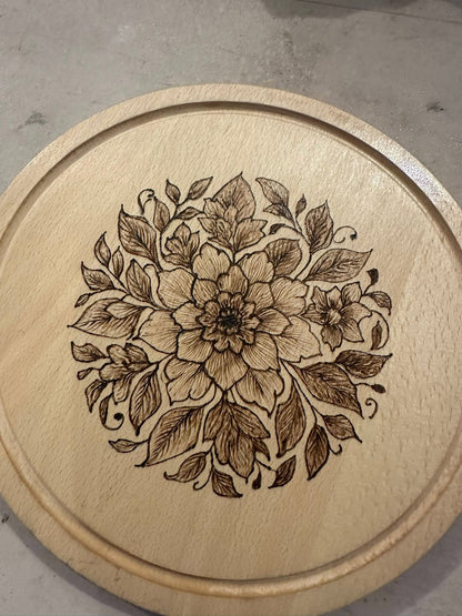 Round Beech Cheeseboard